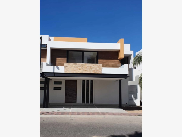 Inmueblesaqui.com Casa En Venta En Industrial El Pueblito, Corregidora, Querétaro