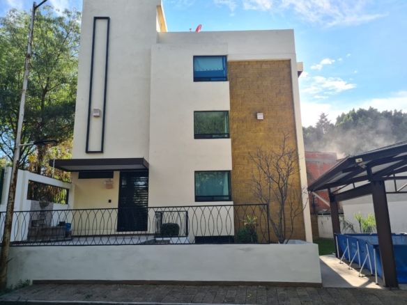 Inmueblesaqui.com Propiedades