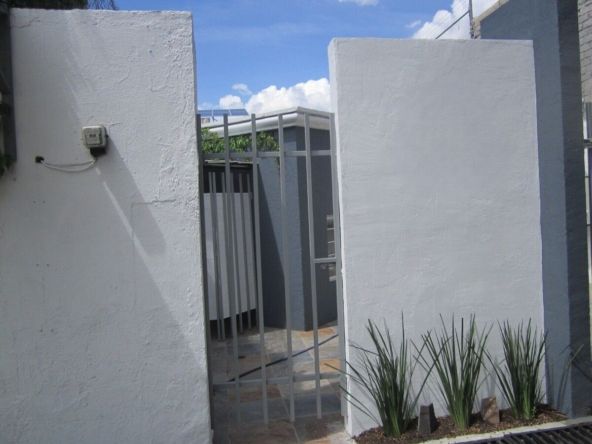 Inmueblesaqui.com Casa De Un Piso Muy Centrica (Opcion 2Da Planta)