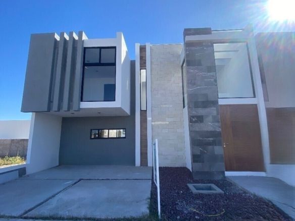 Inmueblesaqui.com Casa En Valle De Juriquilla , Ganela!!!!