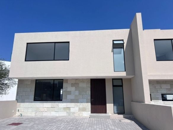 Inmueblesaqui.com Casa En Juriquila (San Isidro) Precio Pre-Venta