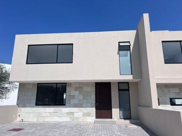 Inmueblesaqui.com Casa En Juriquila (San Isidro) Precio Pre-Venta