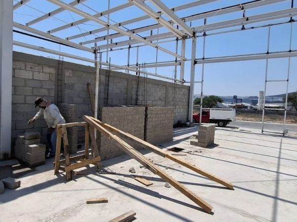 Inmueblesaqui.com Bodega Industrial En El Nuevo Parque (Bluhen)