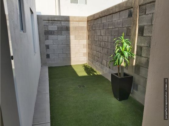 Inmueblesaqui.com Venta Depa Edificio De 3 Niveles Planta Baja Cerca De La Upq