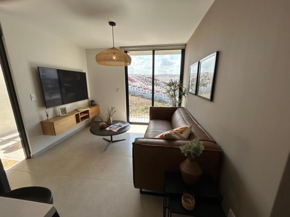 Inmueblesaqui.com Hermoso Townhouse Pb Venta 2 Rec Zona El Mirador Qro Jf