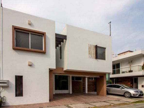 Inmueblesaqui.com Casa En Venta Valle Real