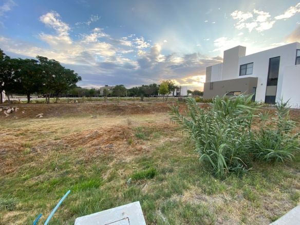 Inmueblesaqui.com Precioso Terreno 421M2 Palermo, Balvanera Club De Golf