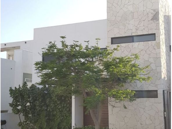 Inmueblesaqui.com Casa En Venta En Cañadas Del Lago, Corregidora, Querétaro