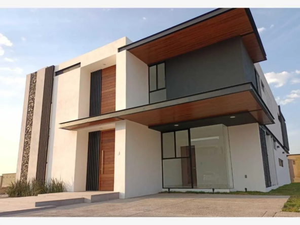 Inmueblesaqui.com Estrena Casa En Palermo, Balvanera Club De Golf