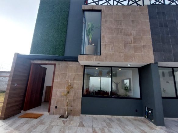 Inmueblesaqui.com Propiedades