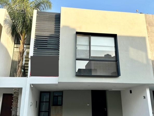 Inmueblesaqui.com Casa En Venta Zona Barreal - Udlap - Recta